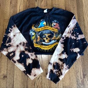 “Surrender the Booty” cropped long sleeve tee